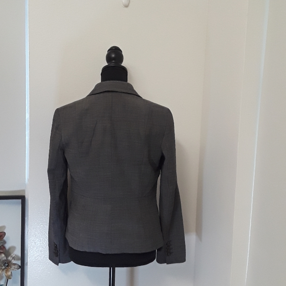 Talbots Single Button Gray Blazer - Size 6P - Picture 4 of 8